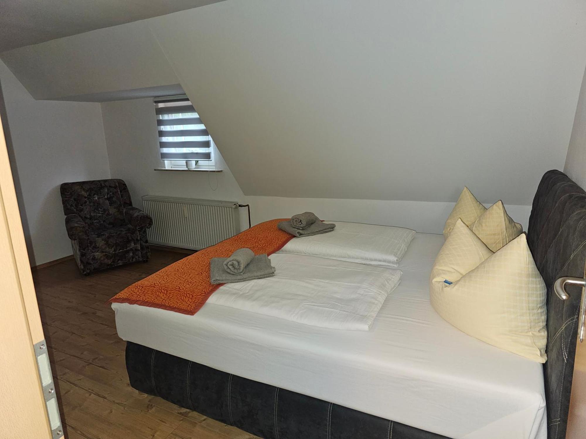 Ferienwohnung Peter Rudolstadt Buitenkant foto